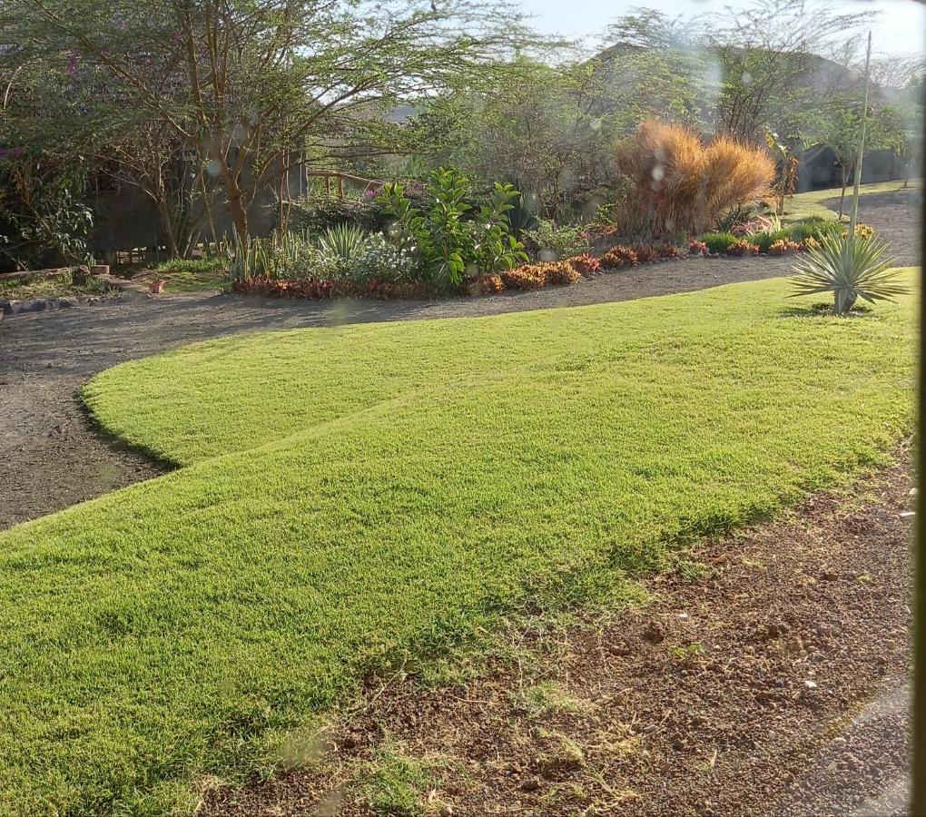 Kutoka Lodge Arusha Bagian luar foto